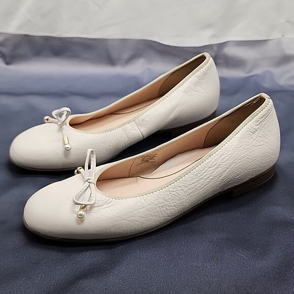 ARA STYLE:SCOUT FLAT LEATHER CREAM CALF SLIM BOW WOMAN 5.0 BALLET FLATS🐶NWOB🐶 - Picture 1 of 16